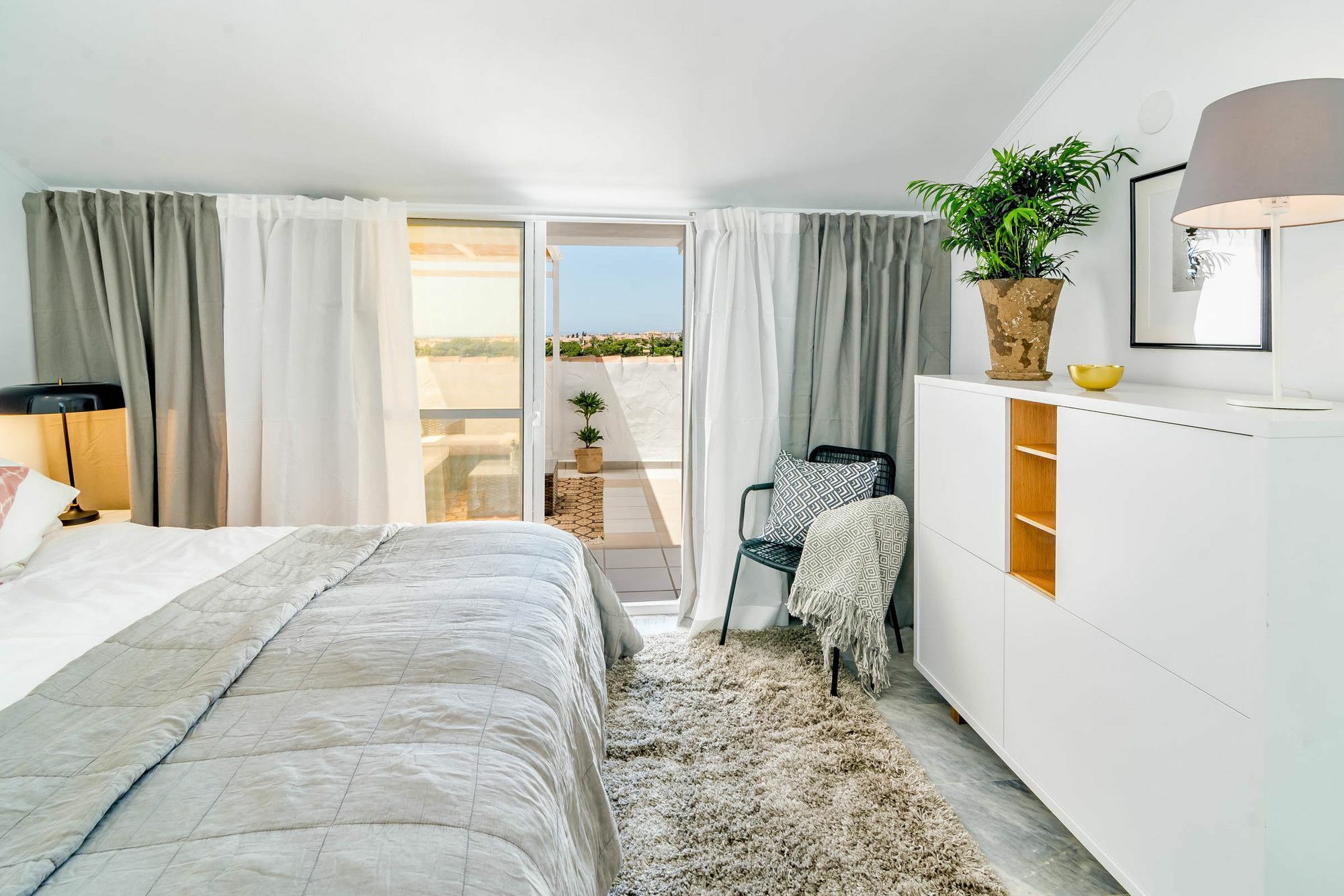 Eld2-3 Bed Penthouse With Stunning Views Apartment Marbella