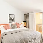 Eld2-3 Bed Penthouse With Stunning Views